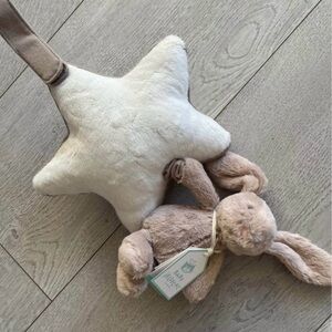 NWT jellycat musical pull beige bunny
